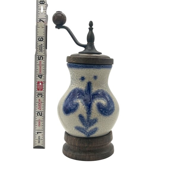 Zassenhaus W Germany Salt Glaze Stoneware Pepper Grinder Mill Wood Fleur-de-lis - Picture 3 of 8